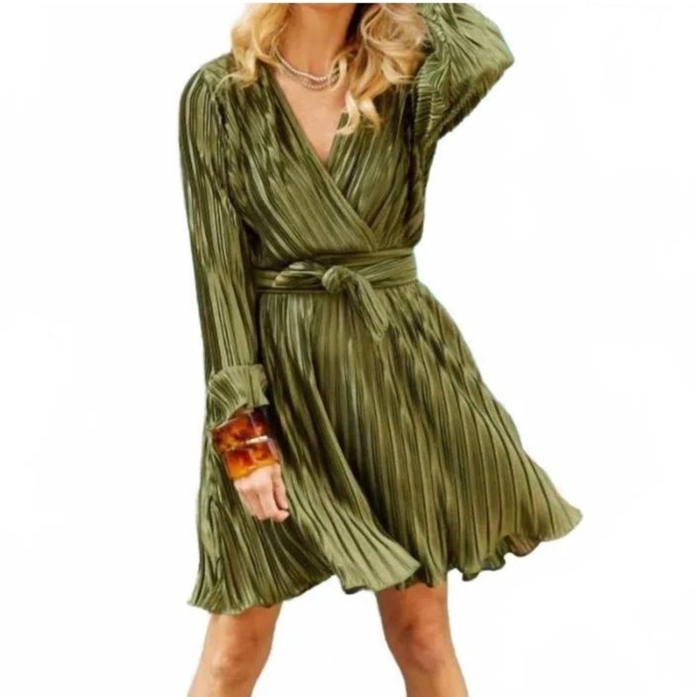 BURU Olive Green Pleated Wrap Mini Dress Long Sleeve V-Neck Size Medium G3